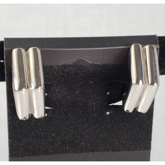 Vintage Signed Monet Architectural Geometric Ribbed Arch Clip On Earrings - Picture 1 of 15